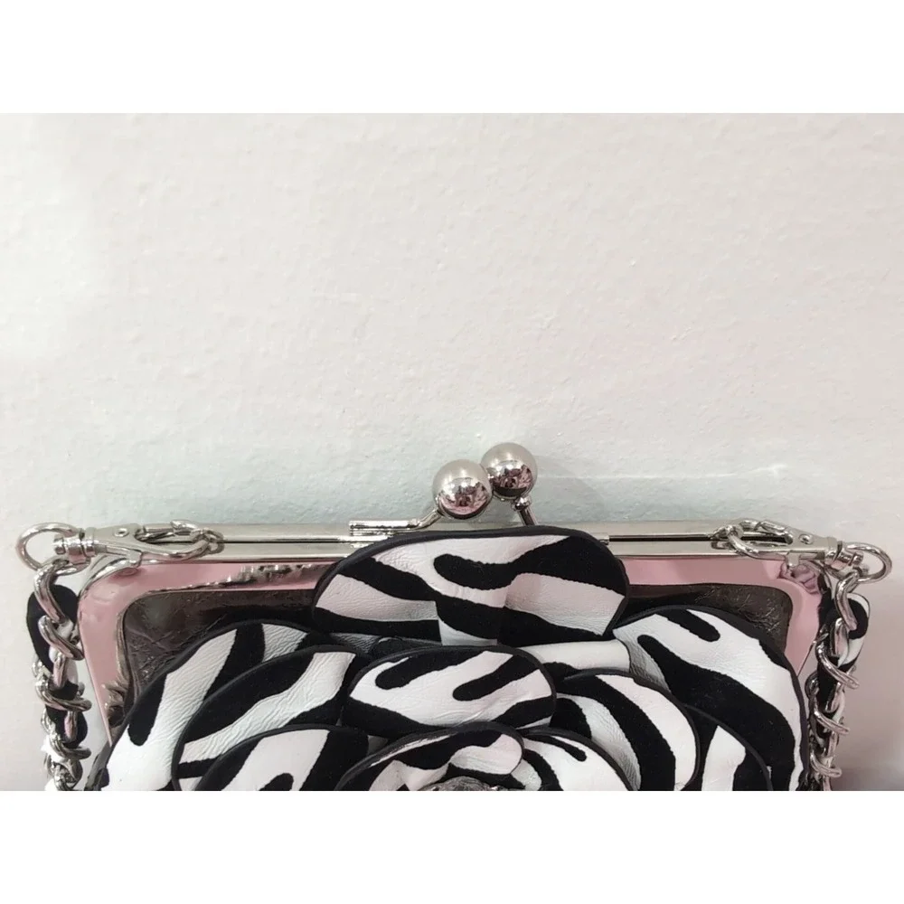 Y2K Small Zebra Pattern Bag with Silver Chain Clasp‎ & Rhinestone Floral Accent